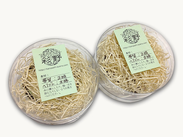 ひとつ菊（帯留め）と花雀（ヘアゴム）