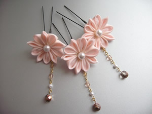 Uピン型かんざし「花心」